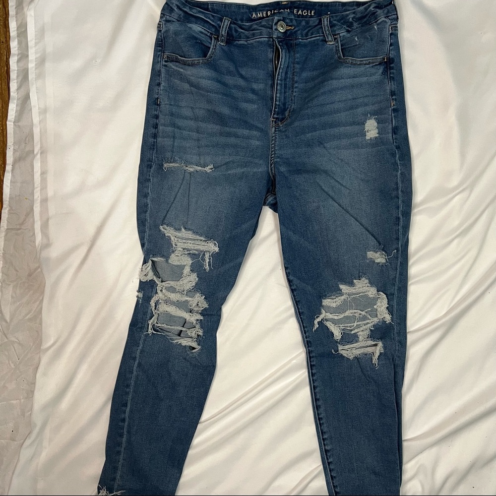 Distressed American Eagle Curvy High Rise Jegging